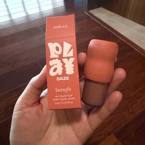 Benefit Play Away Daze Airy Liquid Blush - Starlaa Peach